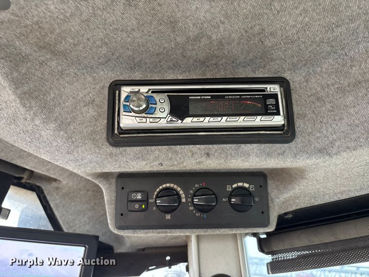 image for item DW7298 2014 Volvo L90G wheel loader