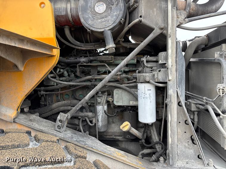 image for item DW7298 2014 Volvo L90G wheel loader