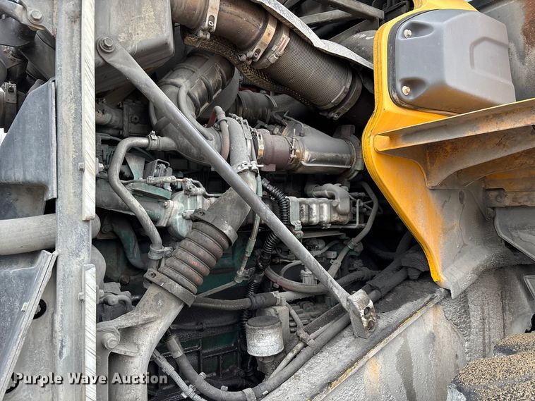 image for item DW7298 2014 Volvo L90G wheel loader