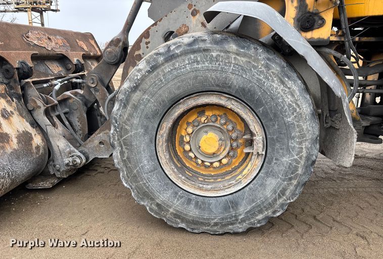 image for item DW7298 2014 Volvo L90G wheel loader