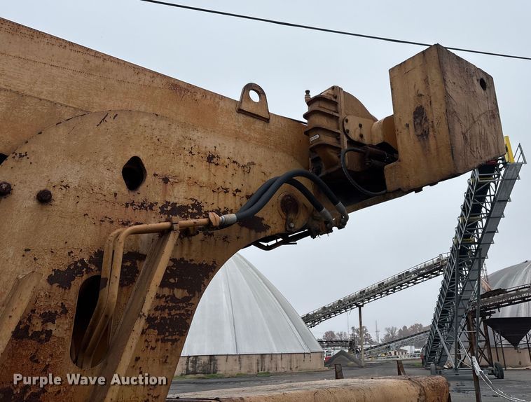 image for item DW7299 1975 Galion 150 Series A crane