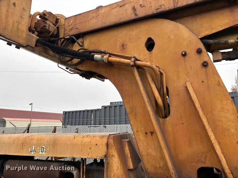image for item DW7299 1975 Galion 150 Series A crane
