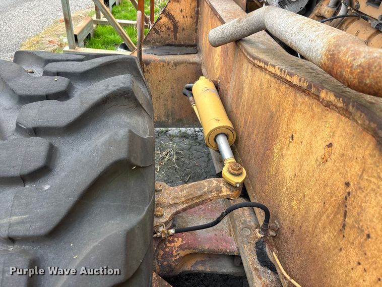 image for item DW7299 1975 Galion 150 Series A crane