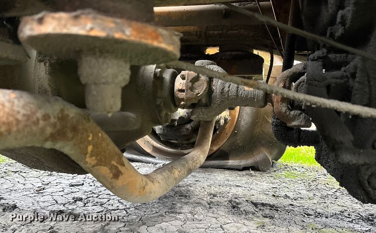 image for item DW7299 1975 Galion 150 Series A crane