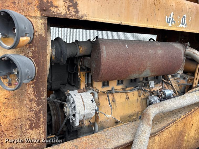 image for item DW7299 1975 Galion 150 Series A crane