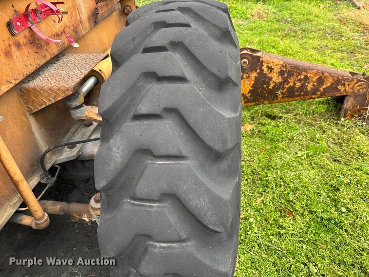 image for item DW7299 1975 Galion 150 Series A crane