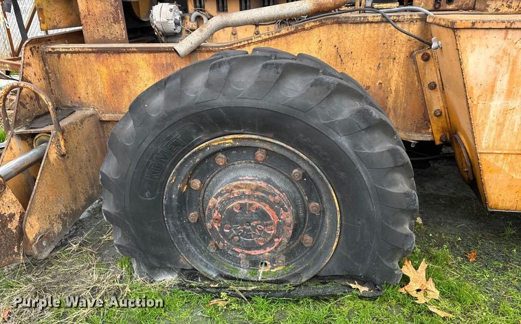 image for item DW7299 1975 Galion 150 Series A crane