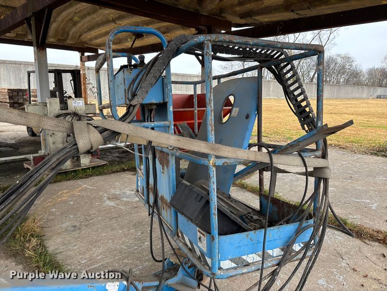 image for item DW7300 1998 Genie Z-45/22 boom lift