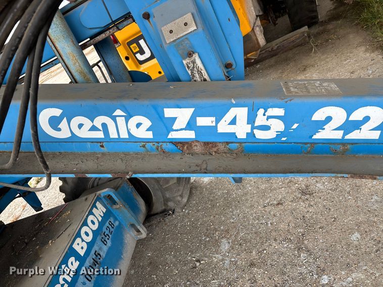image for item DW7300 1998 Genie Z-45/22 boom lift