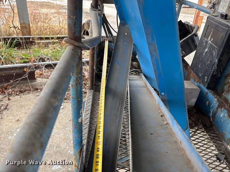 image for item DW7300 1998 Genie Z-45/22 boom lift