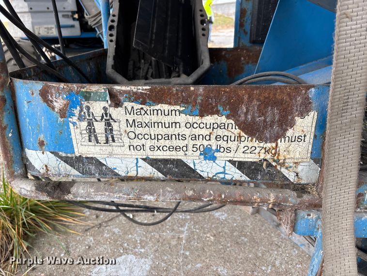 image for item DW7300 1998 Genie Z-45/22 boom lift