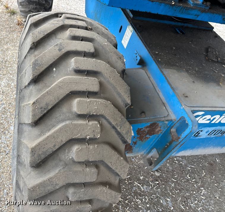 image for item DW7300 1998 Genie Z-45/22 boom lift