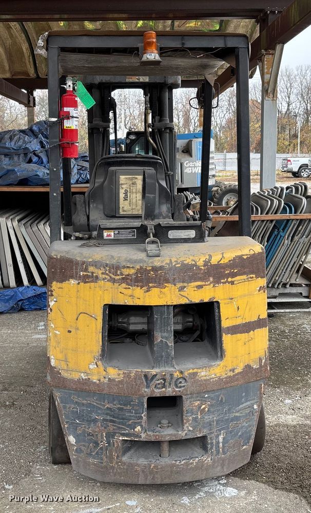 image for item DW7302 Yale GLC060TGNUAE084 forklift