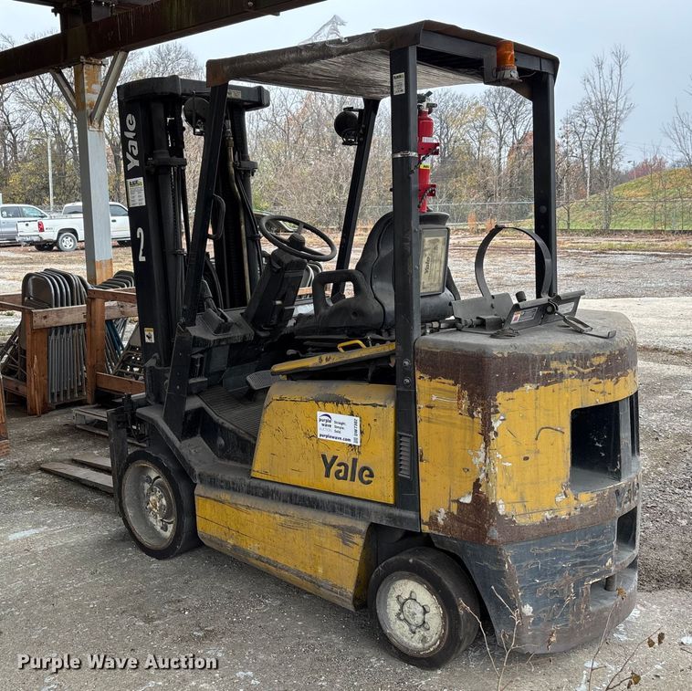 image for item DW7302 Yale GLC060TGNUAE084 forklift