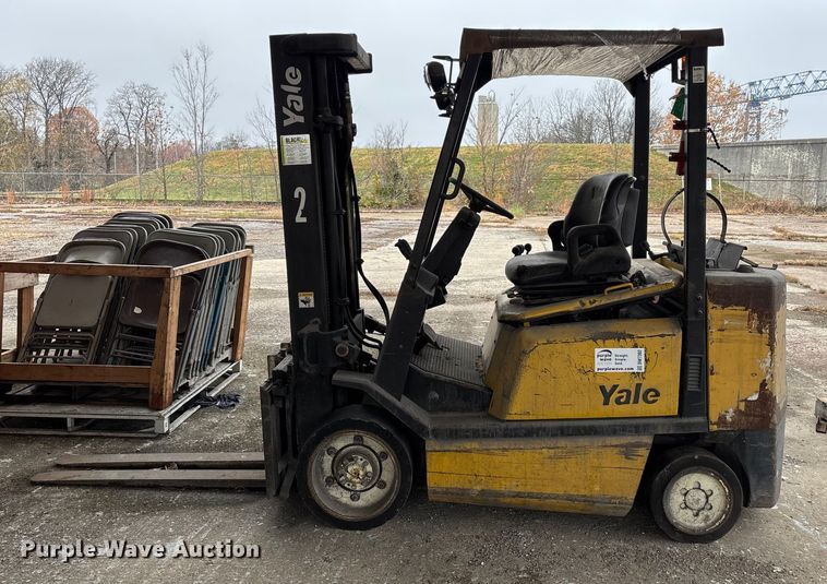 image for item DW7302 Yale GLC060TGNUAE084 forklift