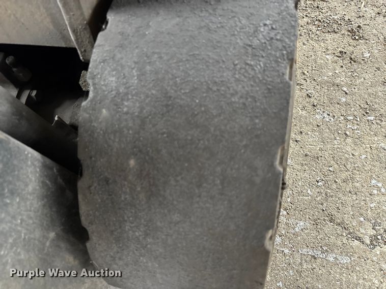 image for item DW7302 Yale GLC060TGNUAE084 forklift