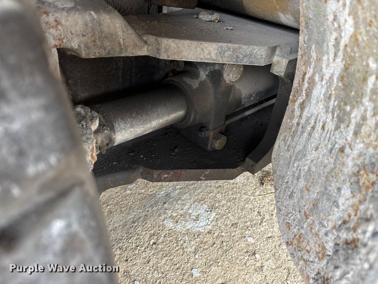 image for item DW7303 Caterpillar GP25K forklift