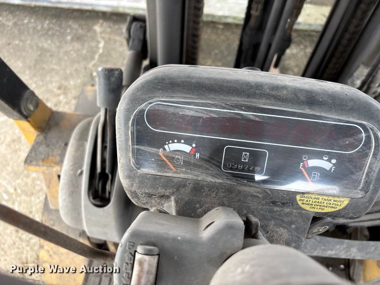 image for item DW7303 Caterpillar GP25K forklift