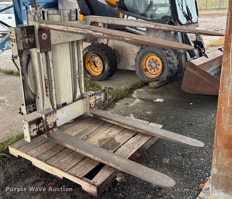 image for item DW7304 Cascade 50D-TAL-243 R-0 forks