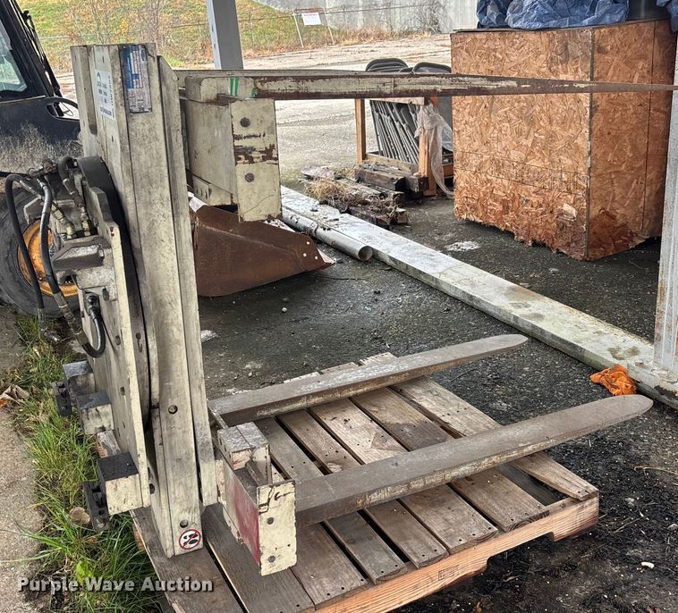 image for item DW7304 Cascade 50D-TAL-243 R-0 forks