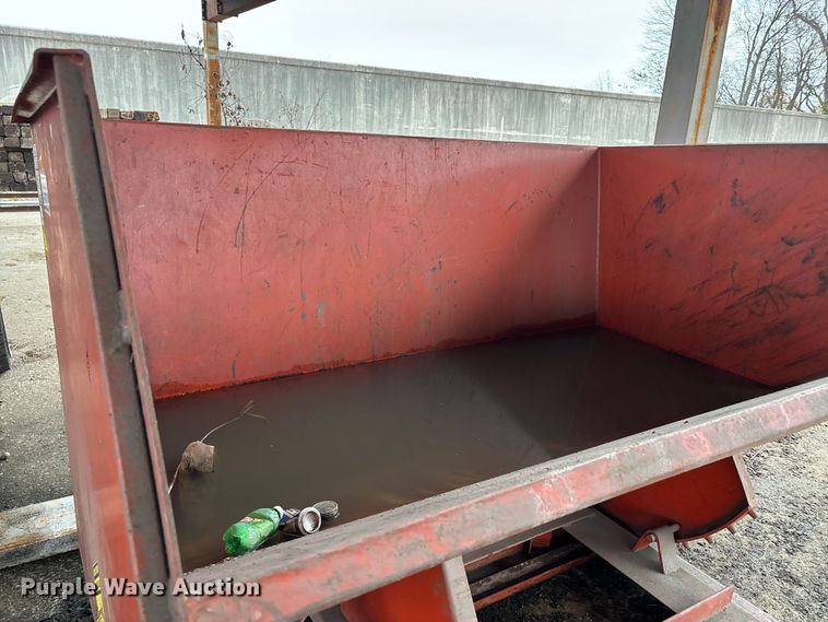 image for item DW7305 Meco self-dumping hopper