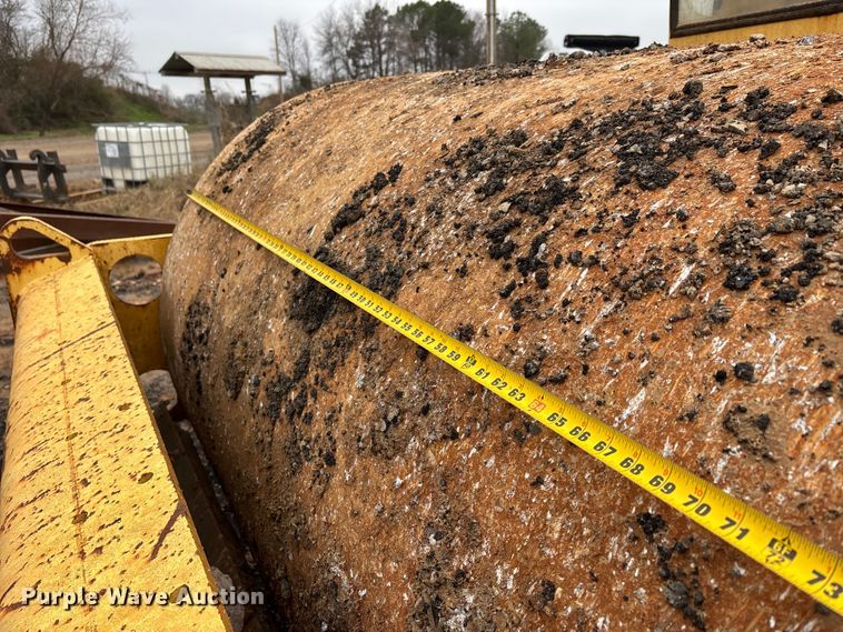 image for item DW7324 2003 Bomag BW 213DH-3 single drum vibratory roller