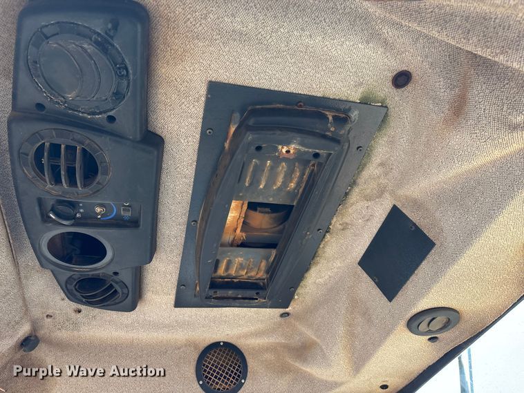 image for item DW7324 2003 Bomag BW 213DH-3 single drum vibratory roller