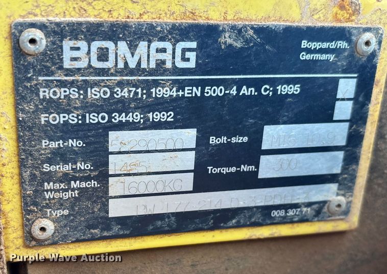 image for item DW7324 2003 Bomag BW 213DH-3 single drum vibratory roller