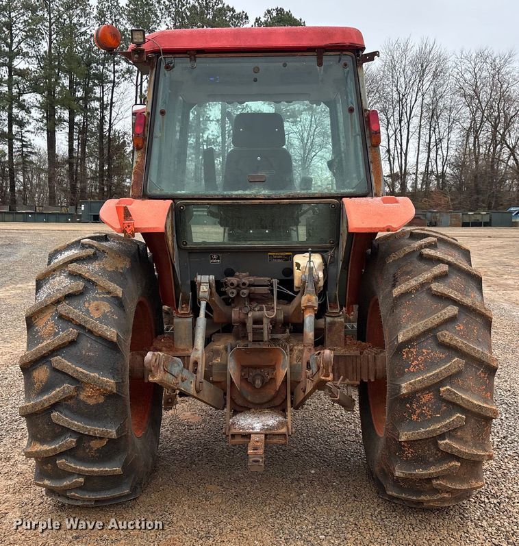image for item DW7325 Kubota M820 Utility Special MFWD tractor