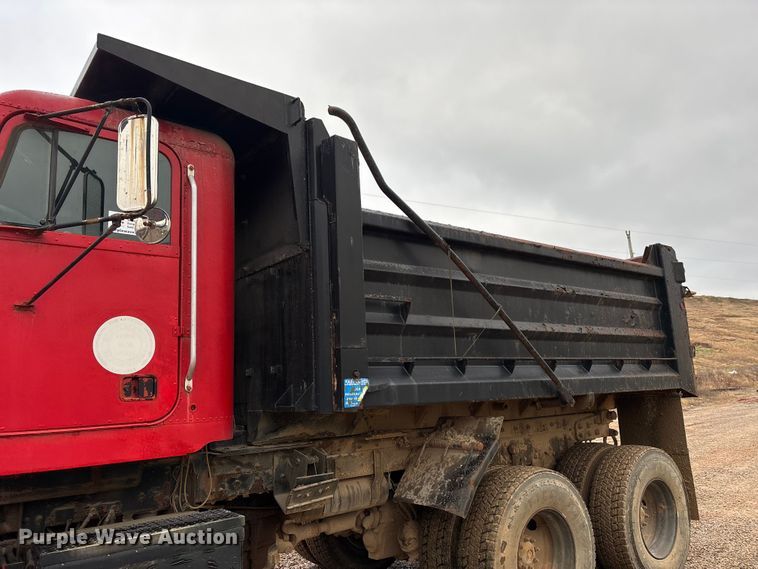 image for item DW7327 1998 Freightliner M917A1 dump truck