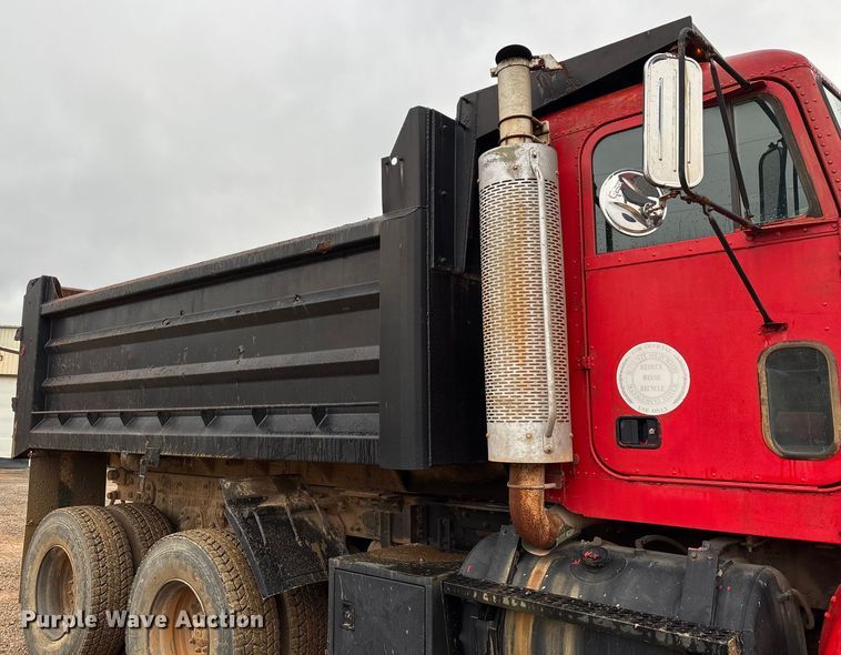 image for item DW7327 1998 Freightliner M917A1 dump truck