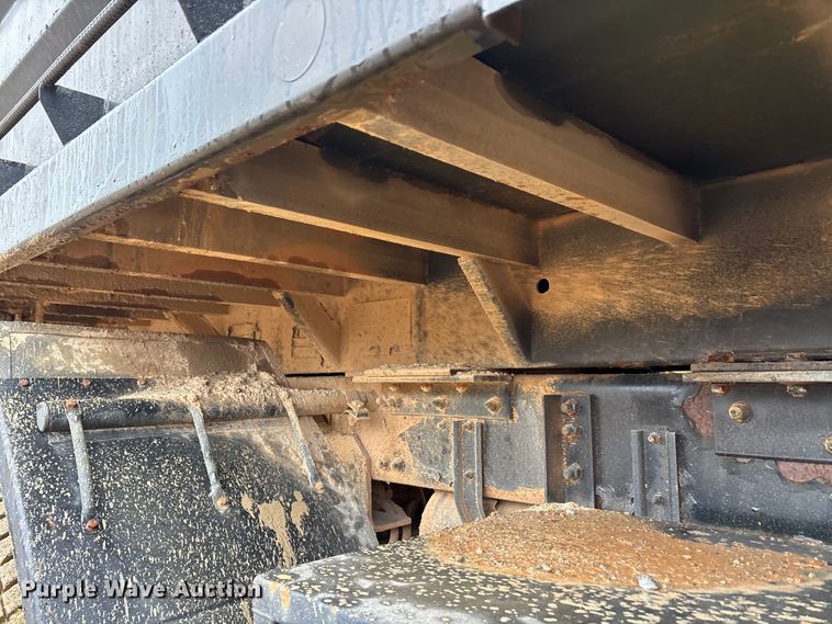 image for item DW7327 1998 Freightliner M917A1 dump truck