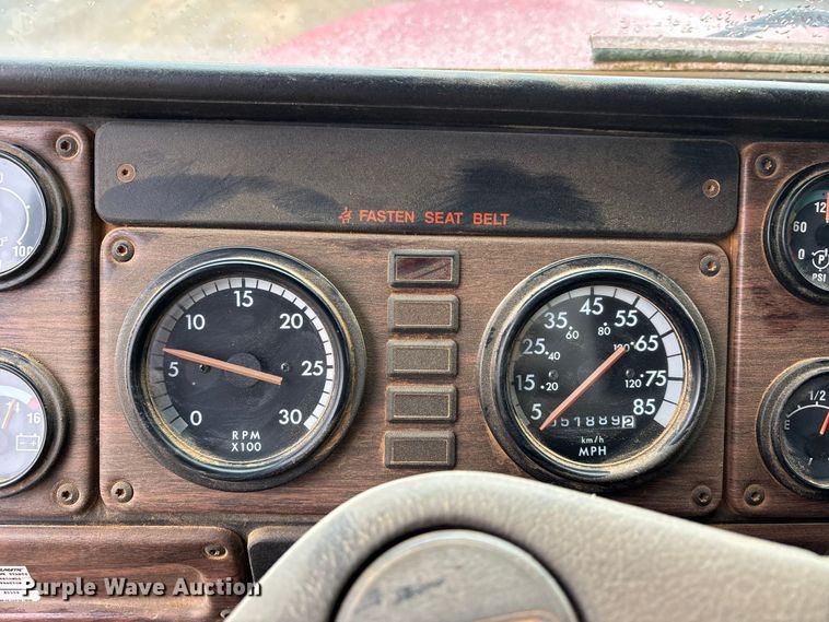 image for item DW7327 1998 Freightliner M917A1 dump truck