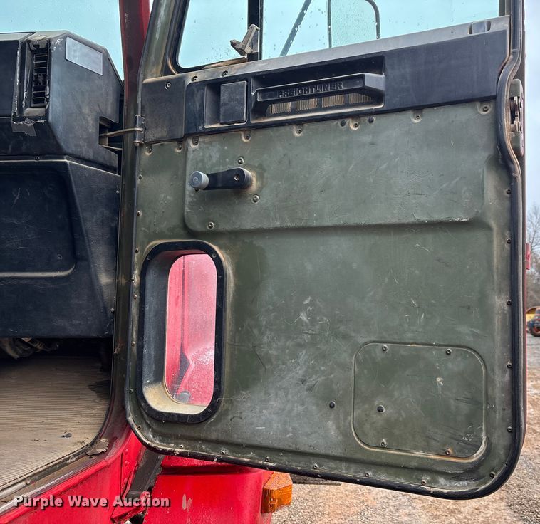 image for item DW7327 1998 Freightliner M917A1 dump truck