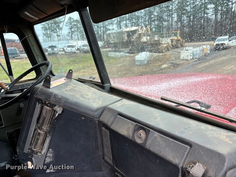 image for item DW7327 1998 Freightliner M917A1 dump truck