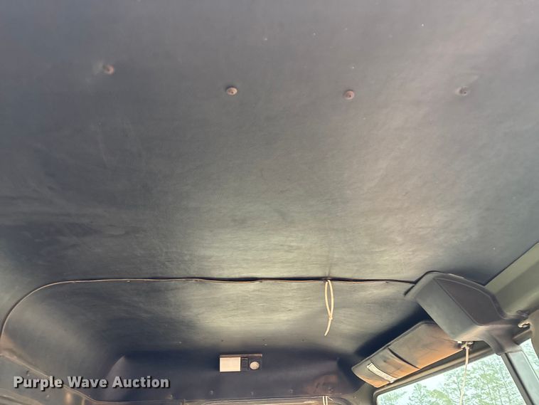 image for item DW7327 1998 Freightliner M917A1 dump truck