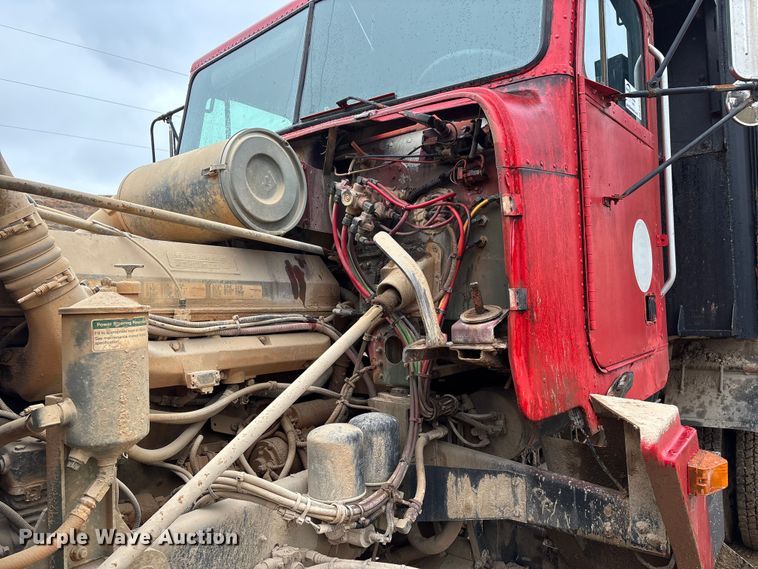 image for item DW7327 1998 Freightliner M917A1 dump truck