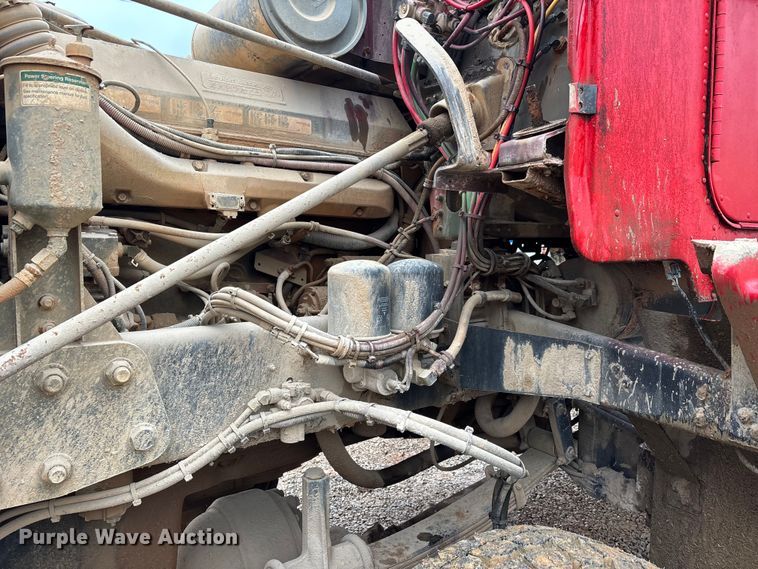 image for item DW7327 1998 Freightliner M917A1 dump truck