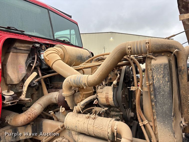 image for item DW7327 1998 Freightliner M917A1 dump truck