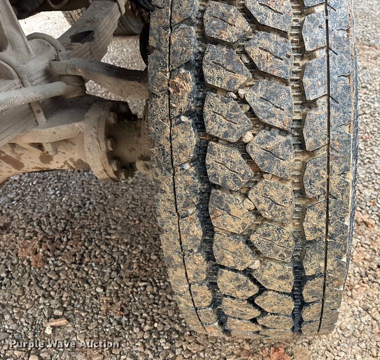 image for item DW7327 1998 Freightliner M917A1 dump truck