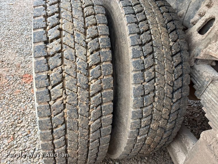 image for item DW7327 1998 Freightliner M917A1 dump truck