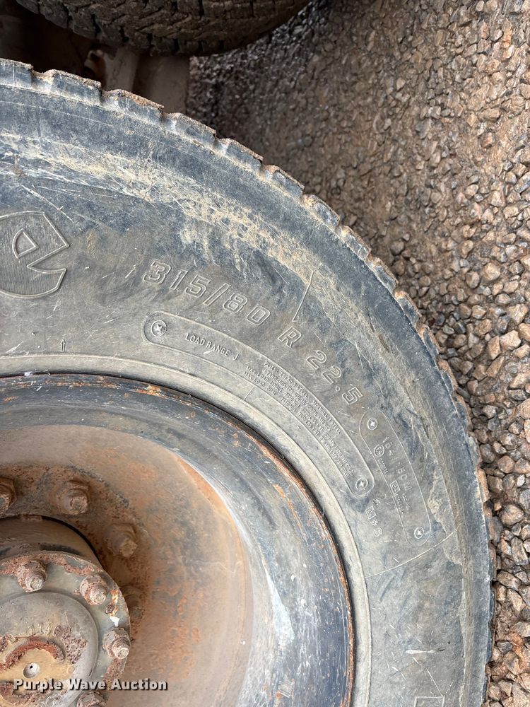 image for item DW7327 1998 Freightliner M917A1 dump truck