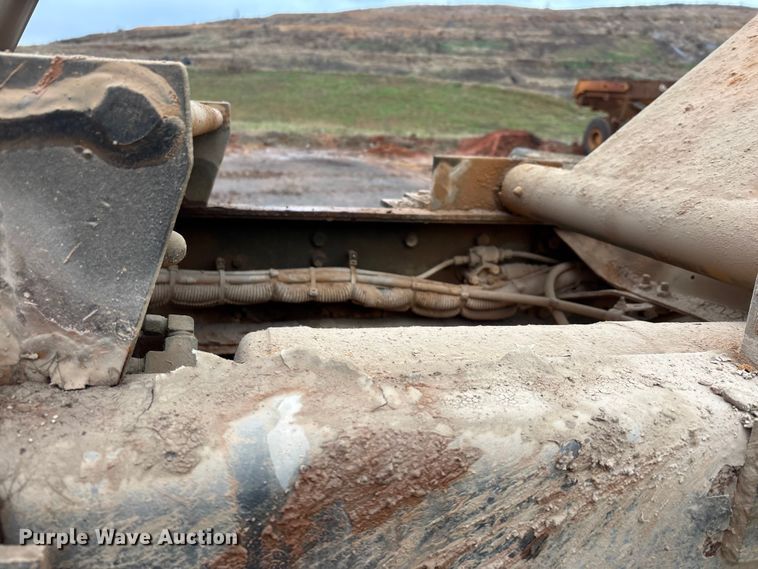 image for item DW7327 1998 Freightliner M917A1 dump truck