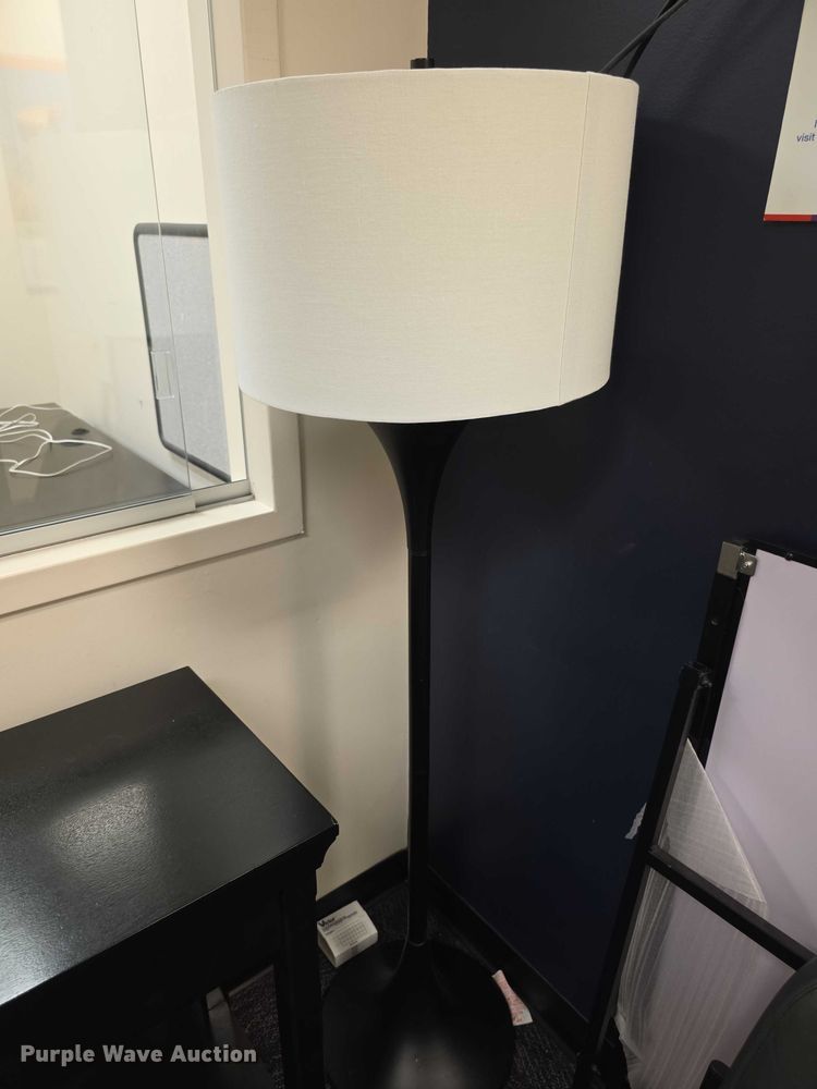 image for item DZ3655 Office furniture