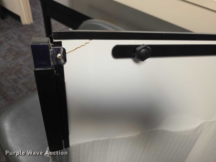 image for item DZ3655 Office furniture