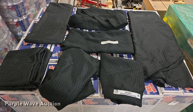 image for item DZ3667 (7) round tablecloths