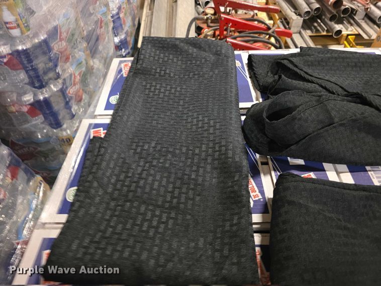 image for item DZ3667 (7) round tablecloths