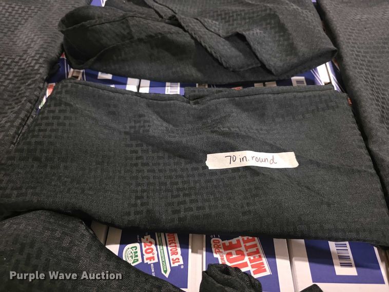 image for item DZ3667 (7) round tablecloths