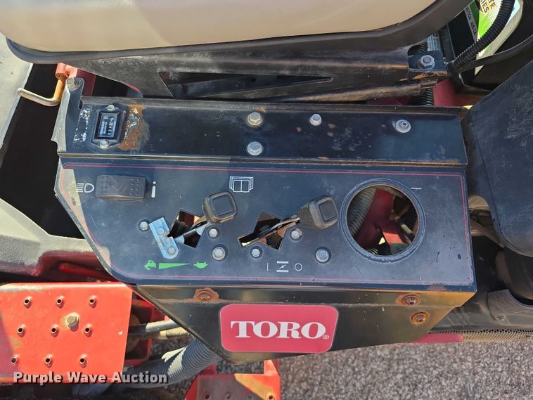 image for item DZ3668 Toro 3150 reel mower