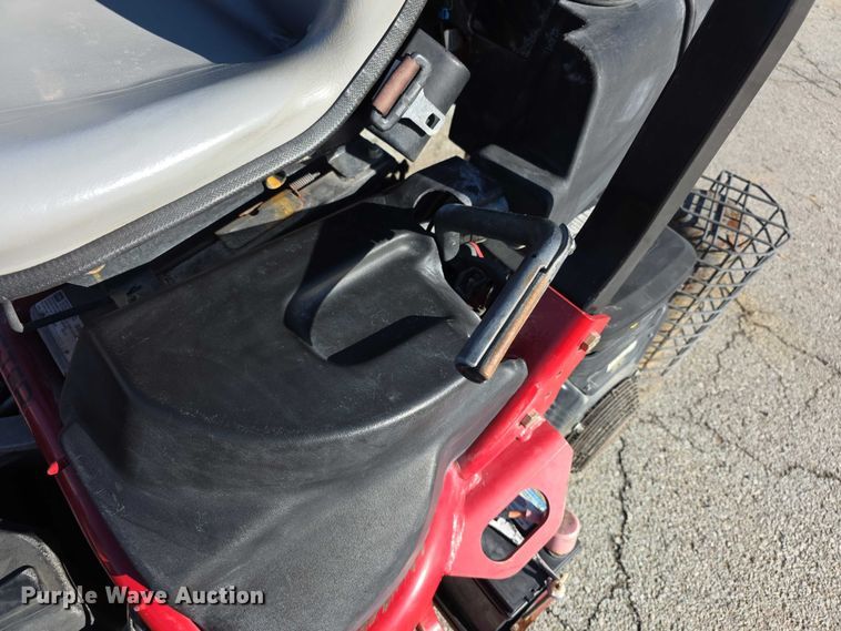 image for item DZ3669 2017 Toro GreensMaster 3300 Triflex  reel mower